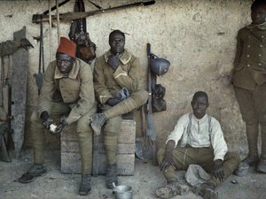 Soldats sénégalais servant dans l